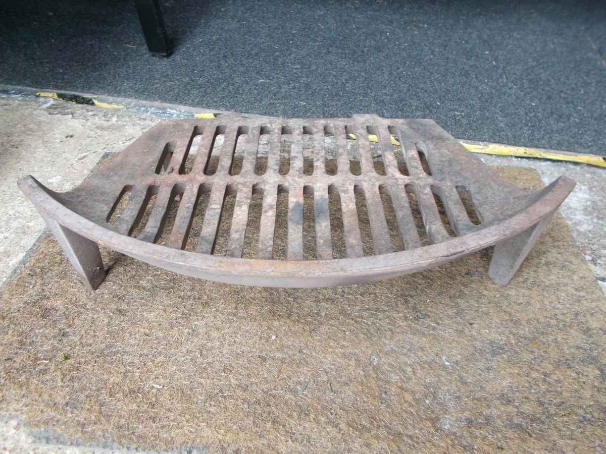 Fireplace Grate and Front Piece - Image 2
