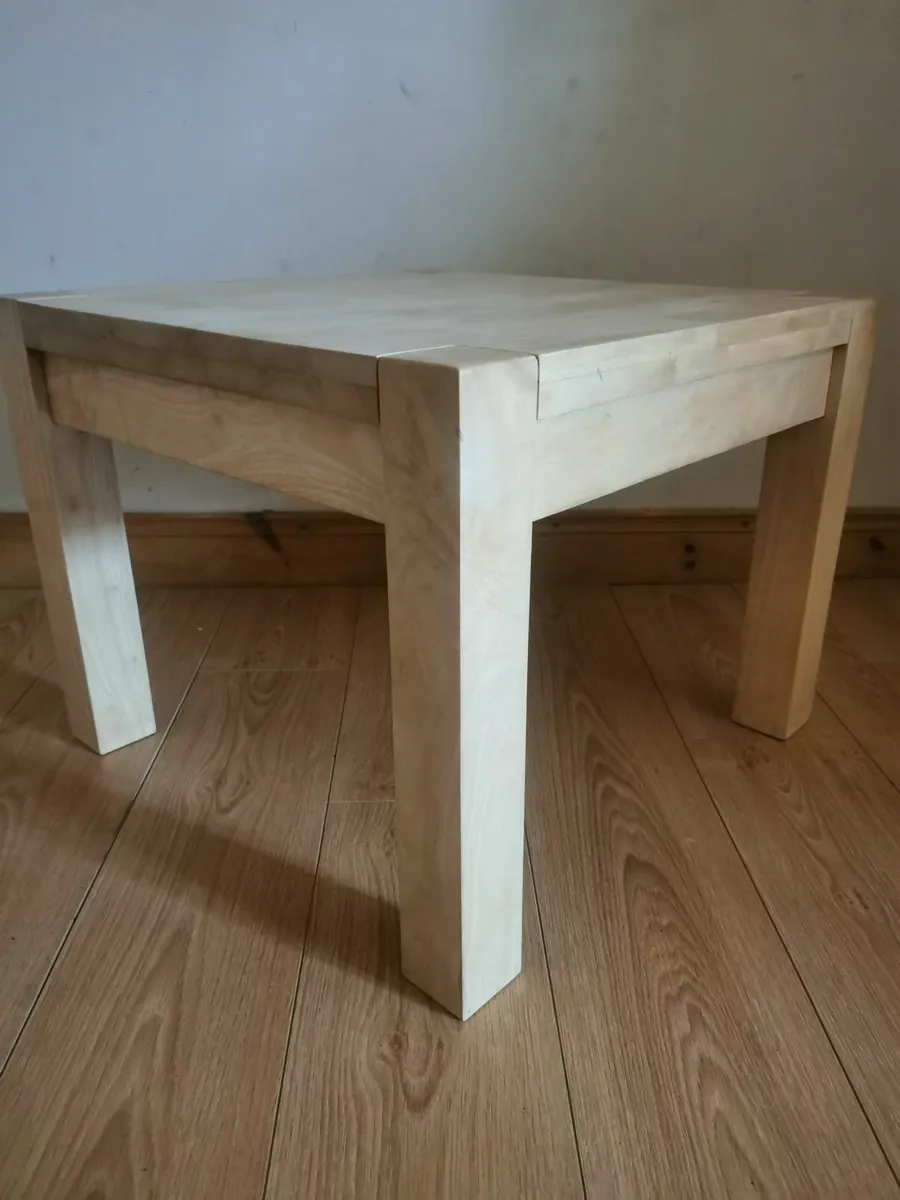 Solid Quality Modern coffee table 3months old - Image 3