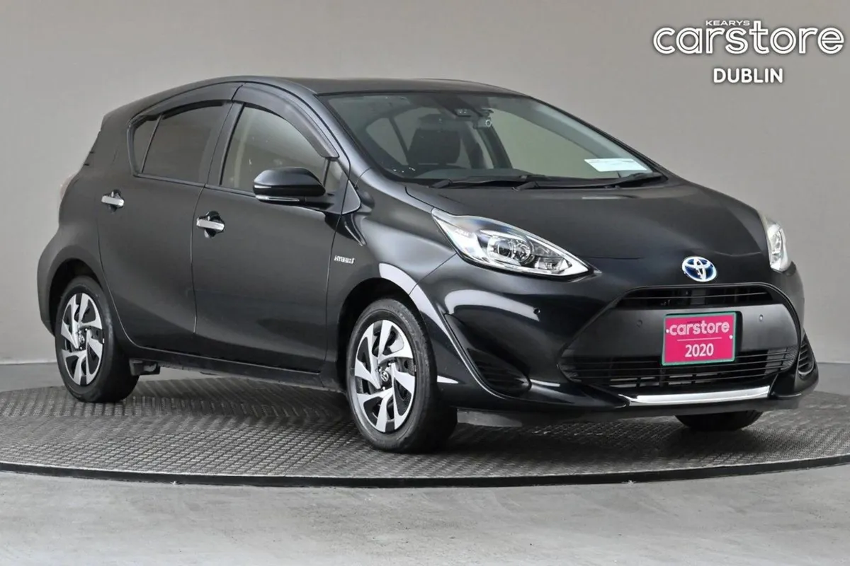 Toyota Aqua 1.5 Vvt-i Hybrid  reverse Cam park Se - Image 1