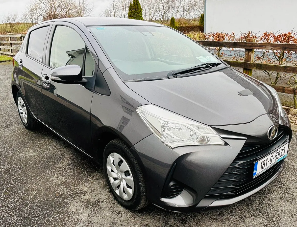 2018 TOYOTA VITZ - Image 1
