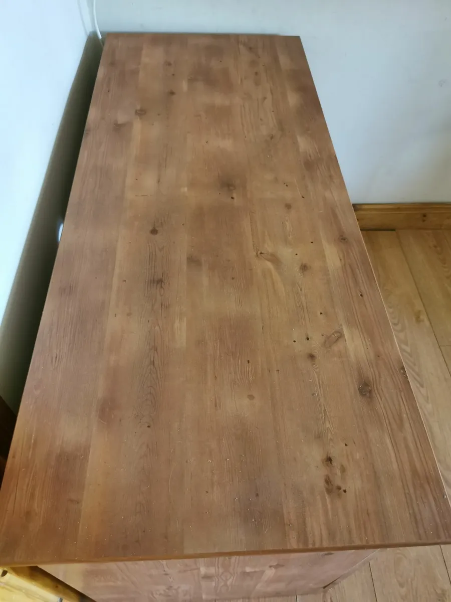 Modern Quality Roomy TV stand unit - Image 4