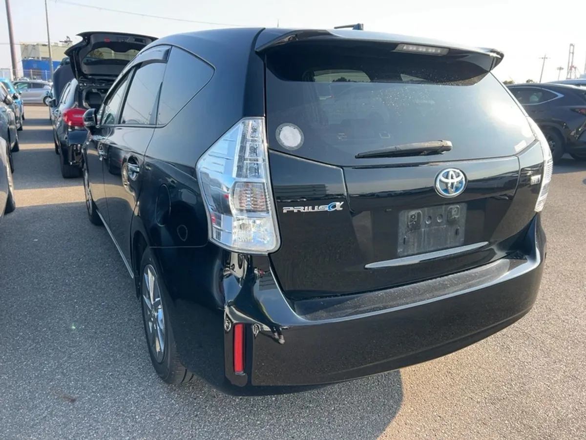 Toyota Prius Alpha Hybrid 7 Seated Automatic - Image 2