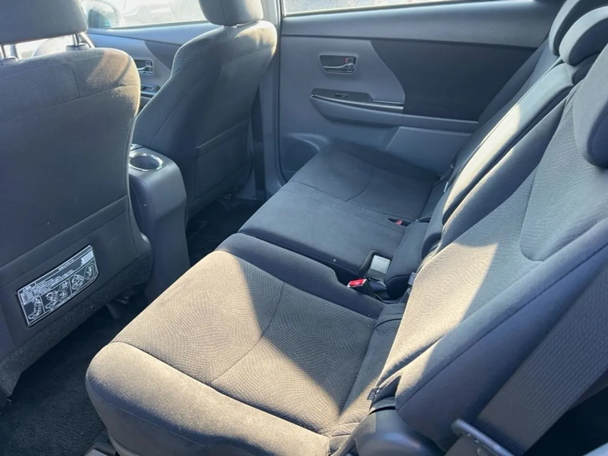 Toyota Prius Alpha Hybrid 7 Seated Automatic - Image 4