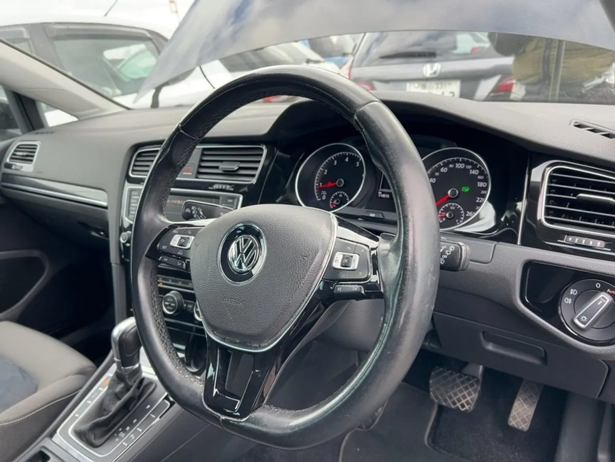 Volkswagen Golf Highline Estate 1.4 Petrol Automa - Image 4