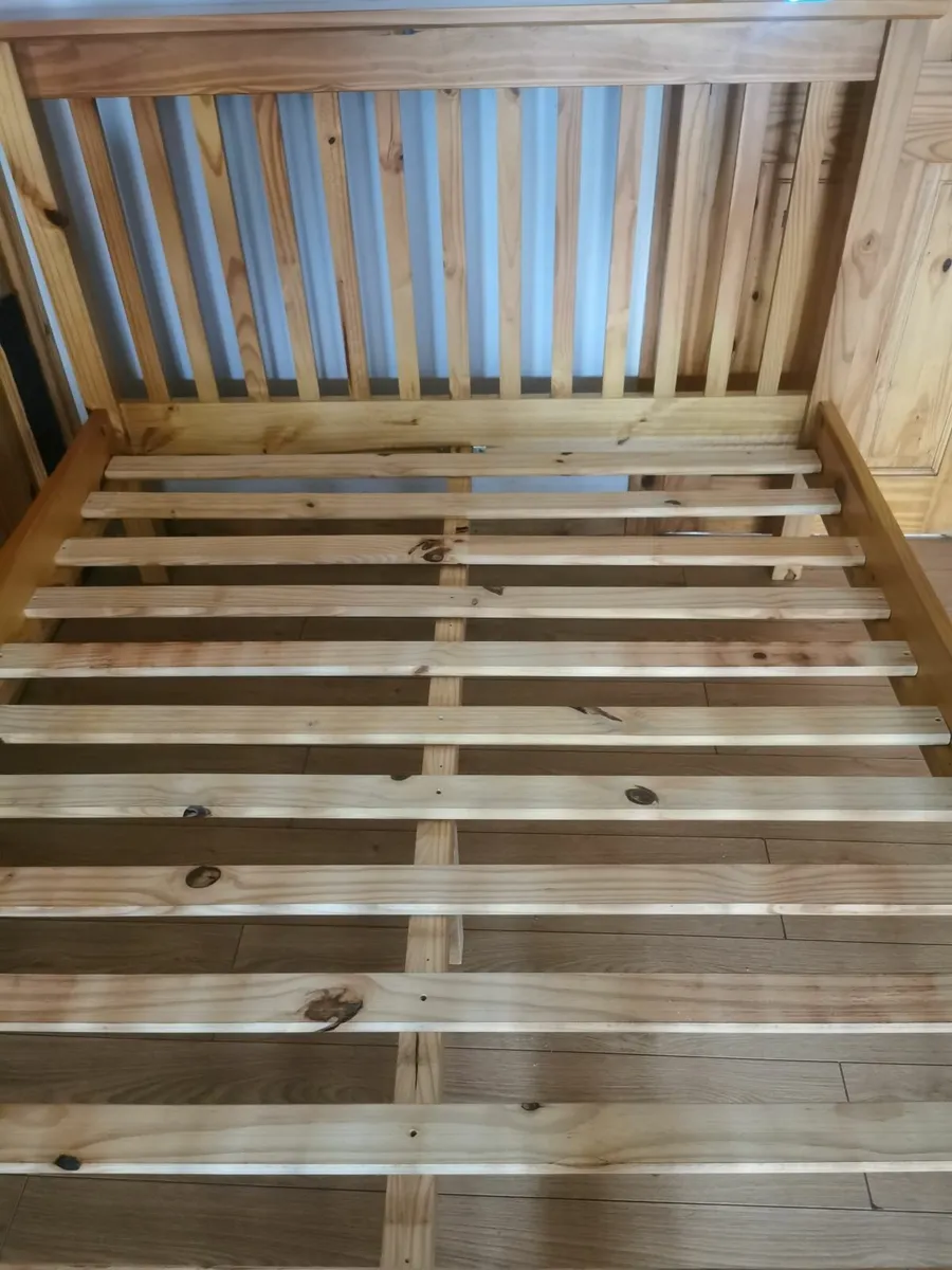 Pine Modern Quality Sturdy Double size bed frame - Image 2