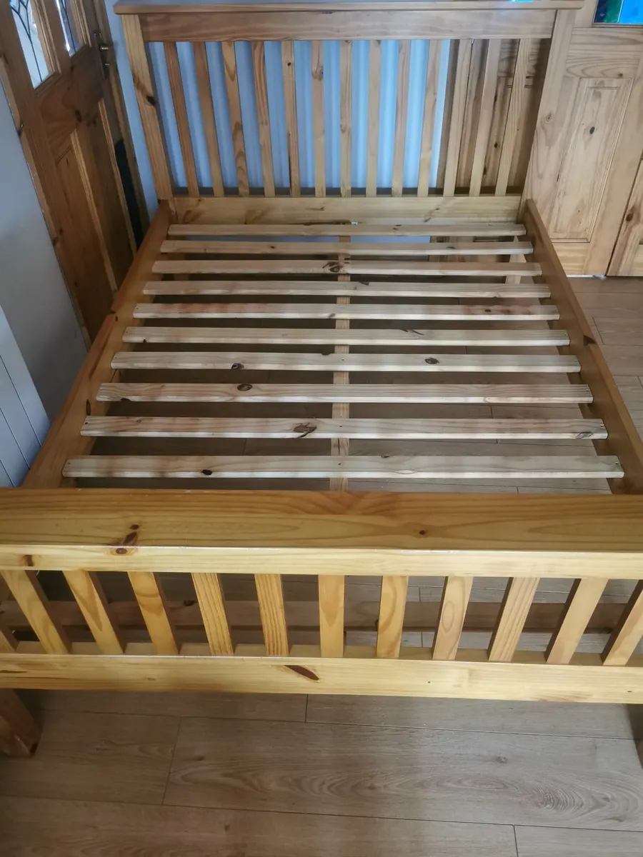 Pine Modern Quality Sturdy Double size bed frame - Image 1
