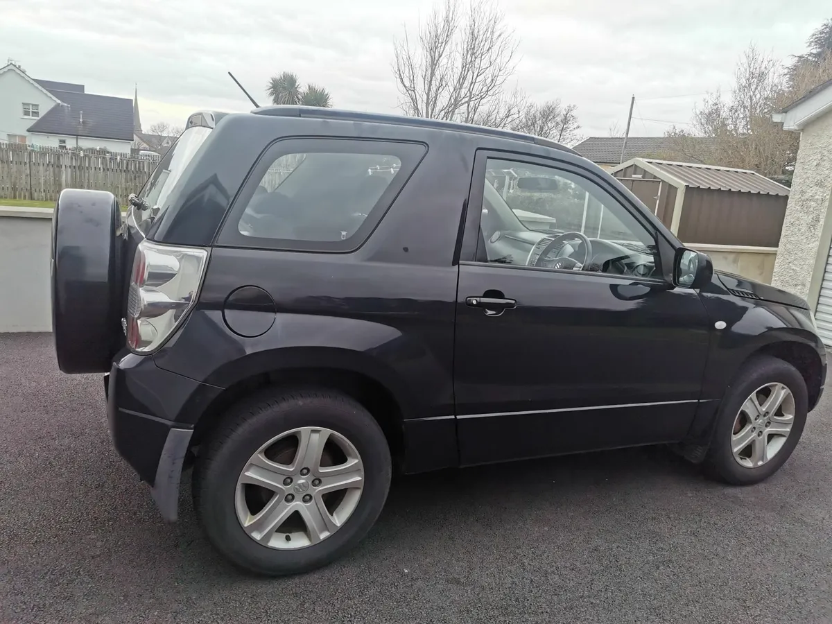 Suzuki Grand Vitara 2007 - Image 2