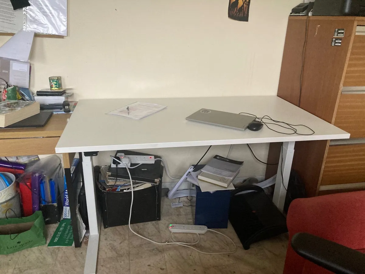 Standing desk and bedframe - Image 3