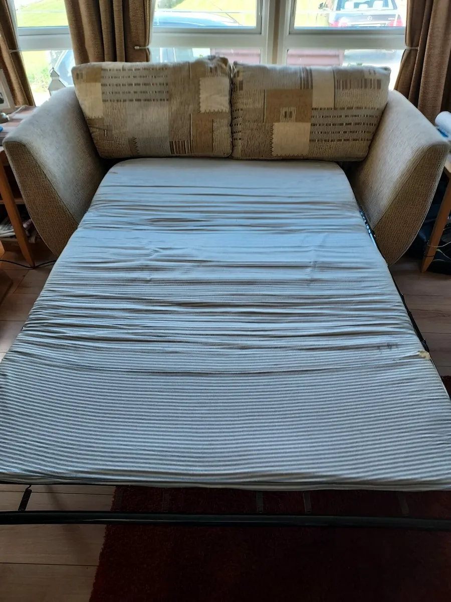 Sofabed - Image 1