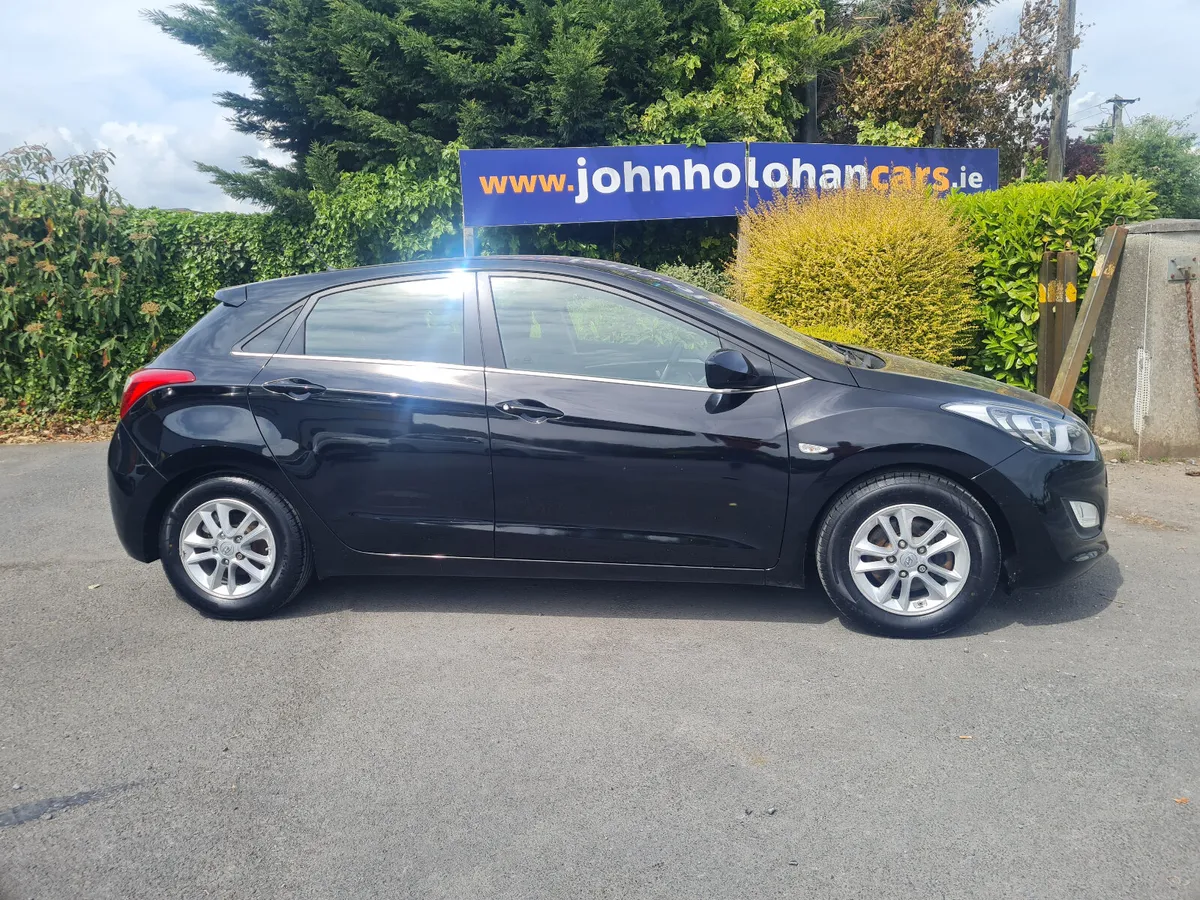 Hyundai i30 2016 // LOW KMS // - Image 2