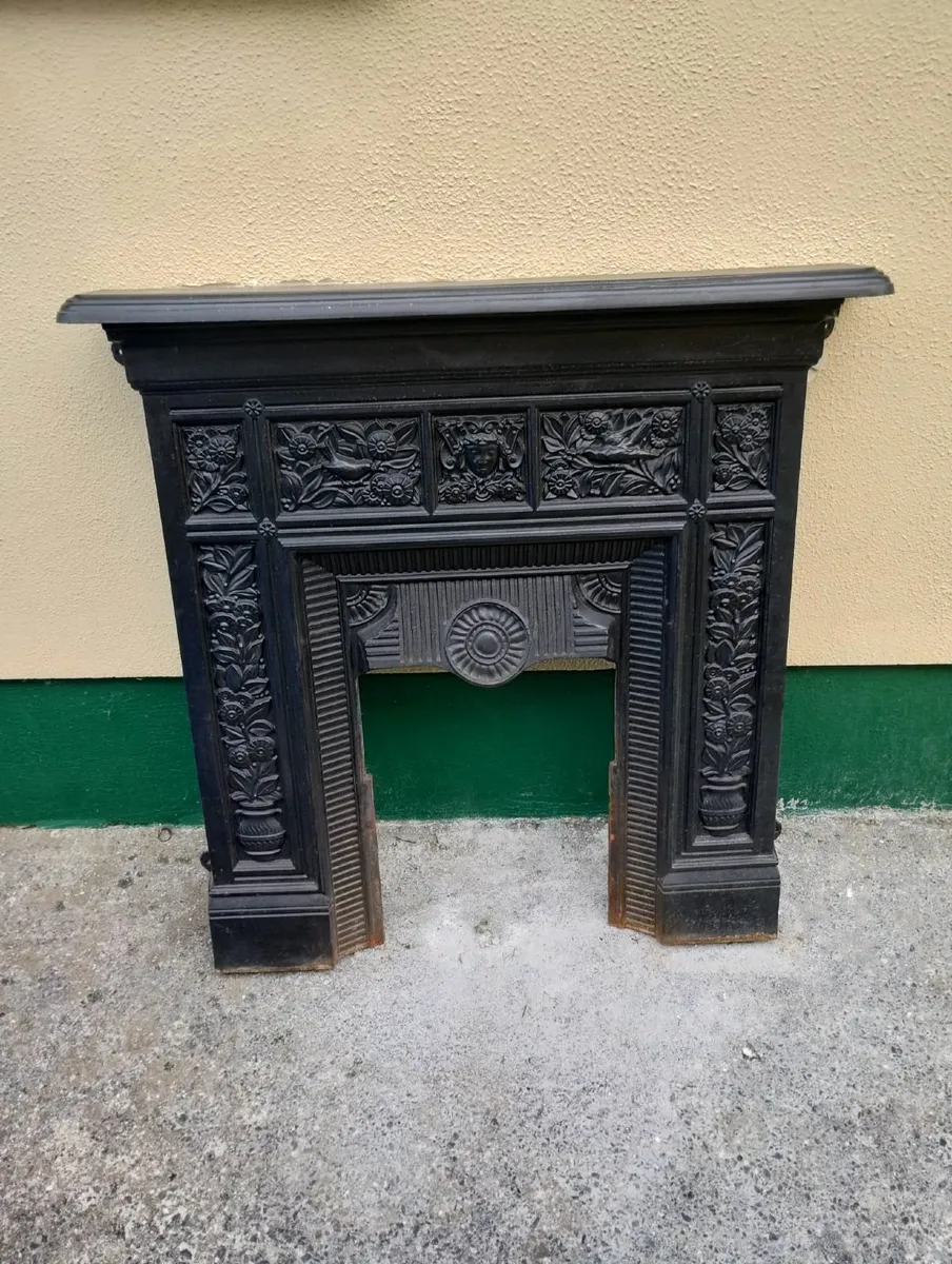 Cast iron fireplace surround - Image 1