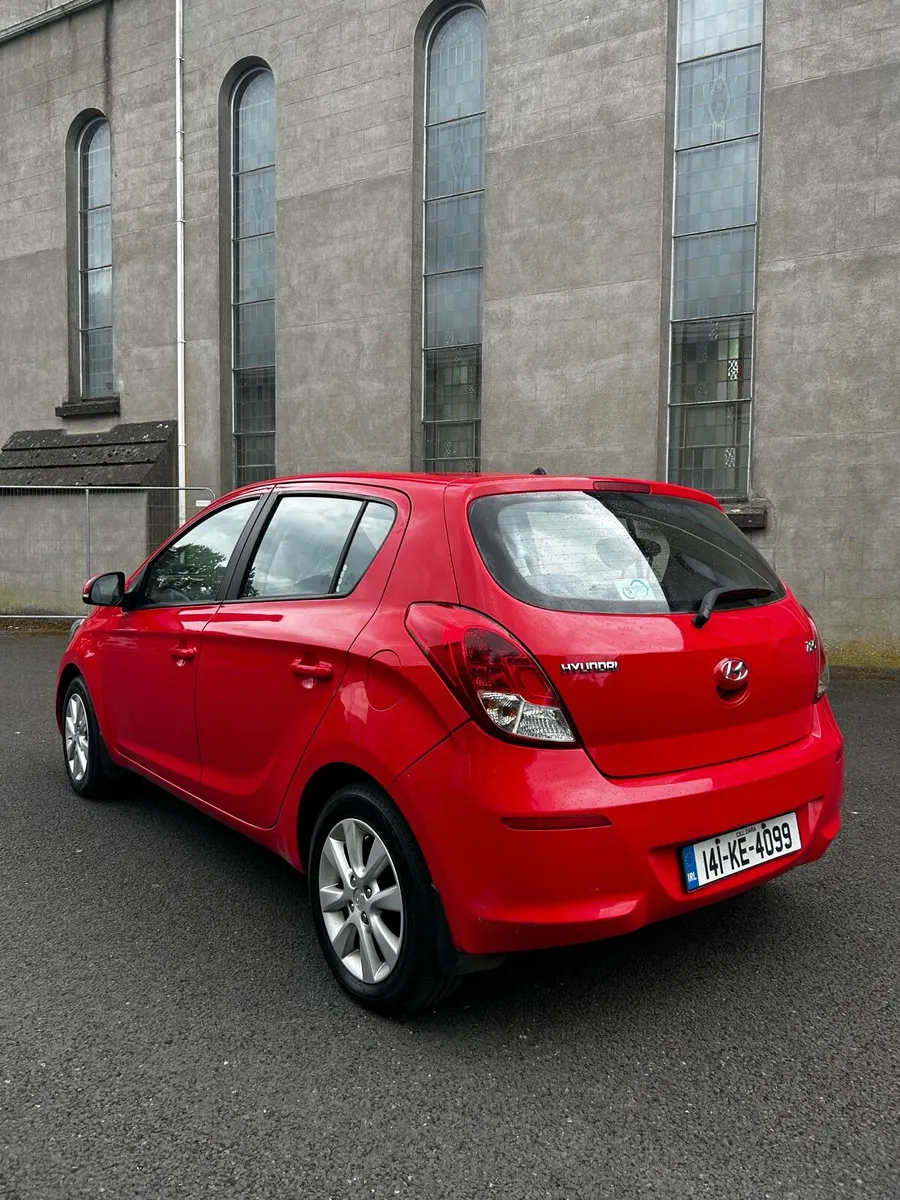 Hyundai I20 - Image 2