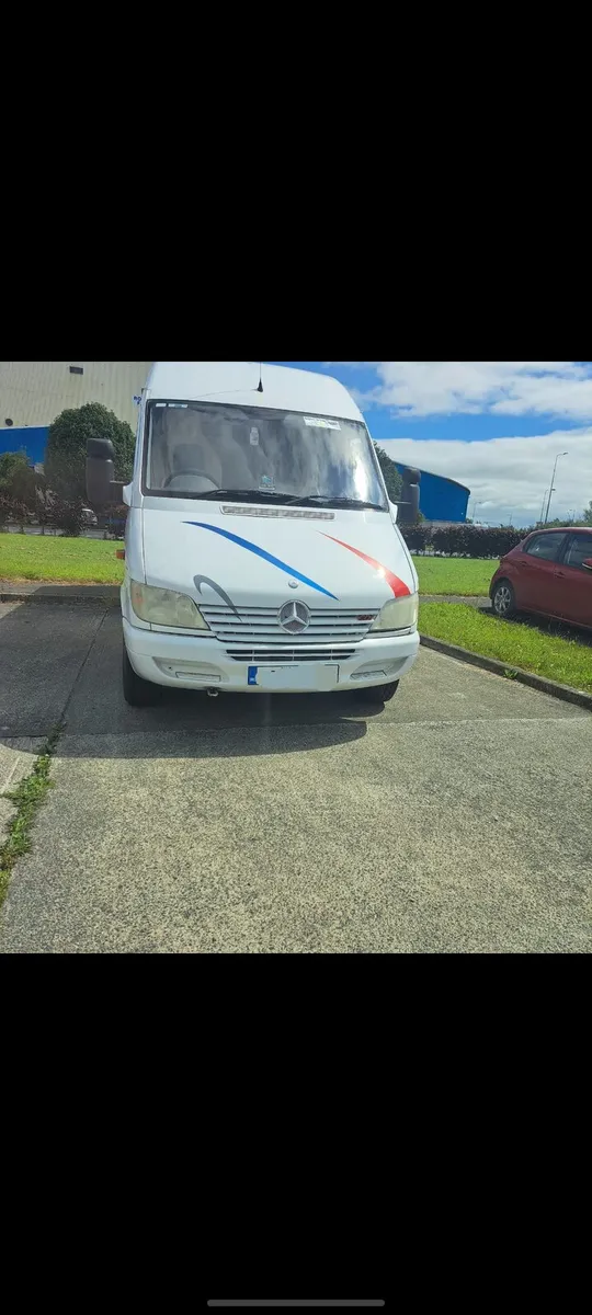 Mercedes sprinter camper - Image 3