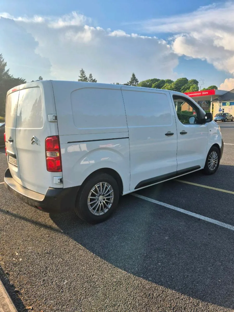 Citroen Dispatch - Image 2
