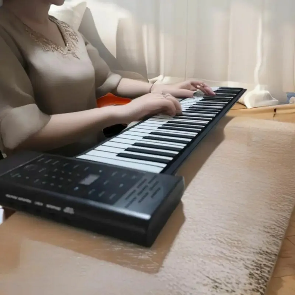 61-Key Professional Portable Hand-Rolled Piano - Image 1
