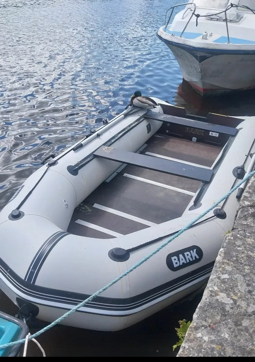 INFLATABLE SIB TYPE BOAT TOHATSU 9.9 hp ENGINE - Image 2