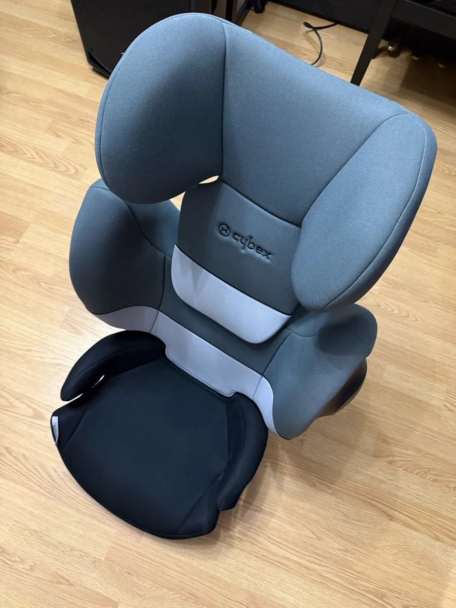 Cybex Car Seat - Image 1