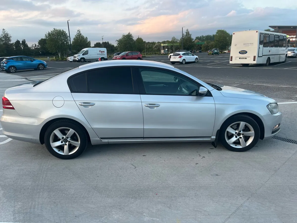 2011 1.6 TDI Volkswagen Passat - Image 2