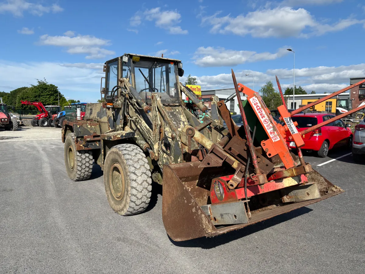 JCB 410M Loading Shovel - Image 4