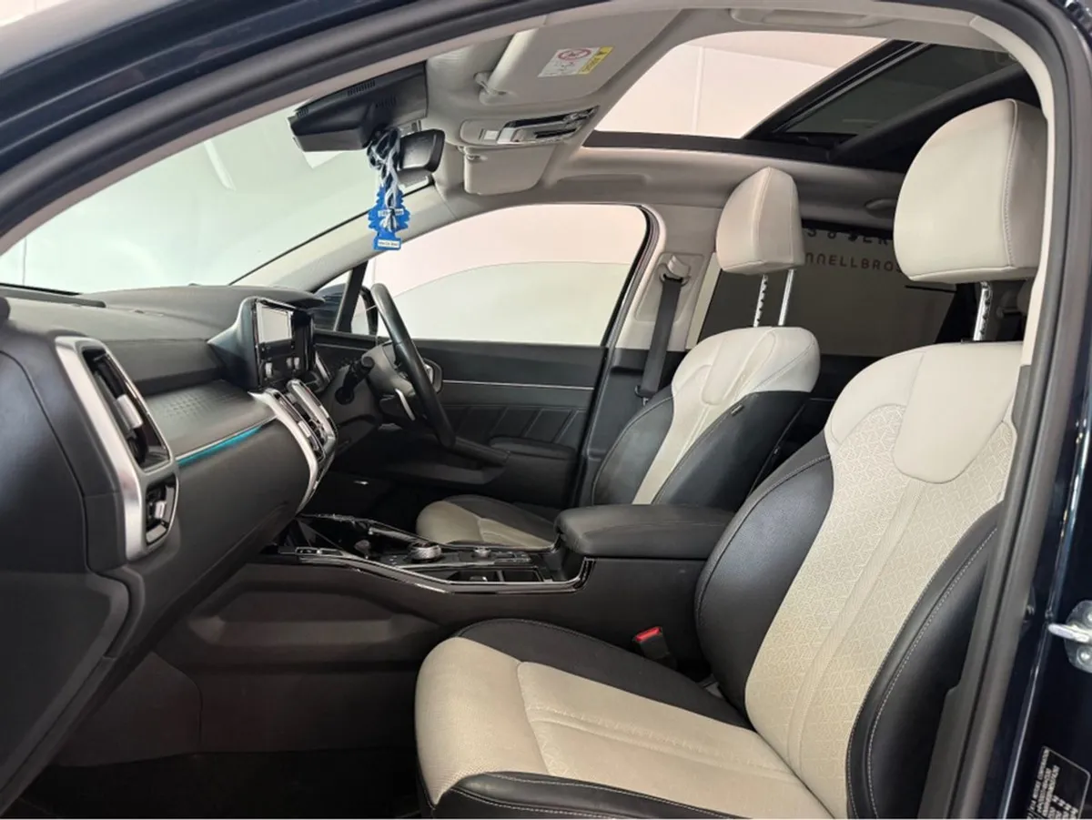Kia Sorento K4 2WD 5DR Auto 7 Seat - Image 3