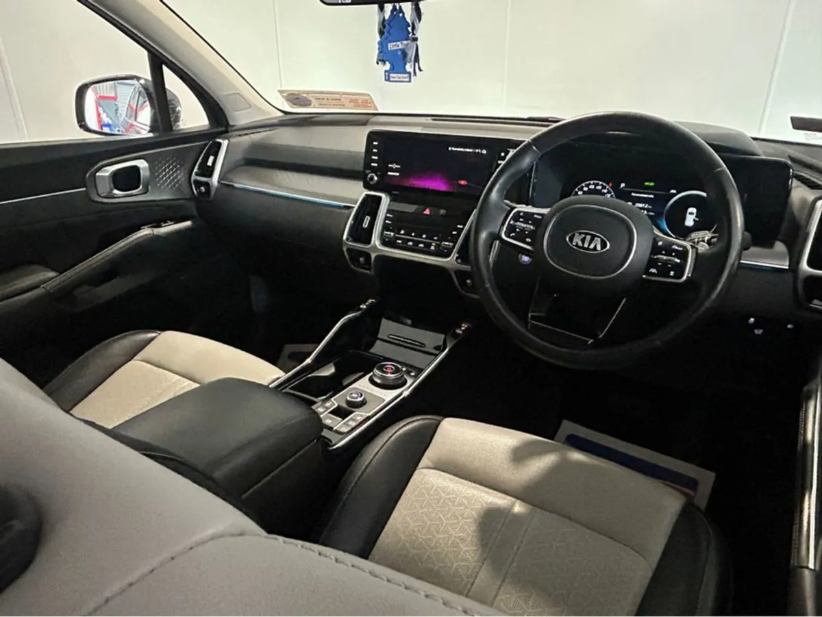 Kia Sorento K4 2WD 5DR Auto 7 Seat - Image 4