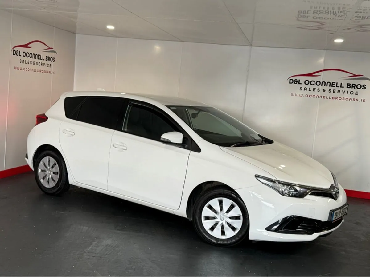Toyota Auris Auris VAN 1.4 D-4d Terra 4DR - Image 1