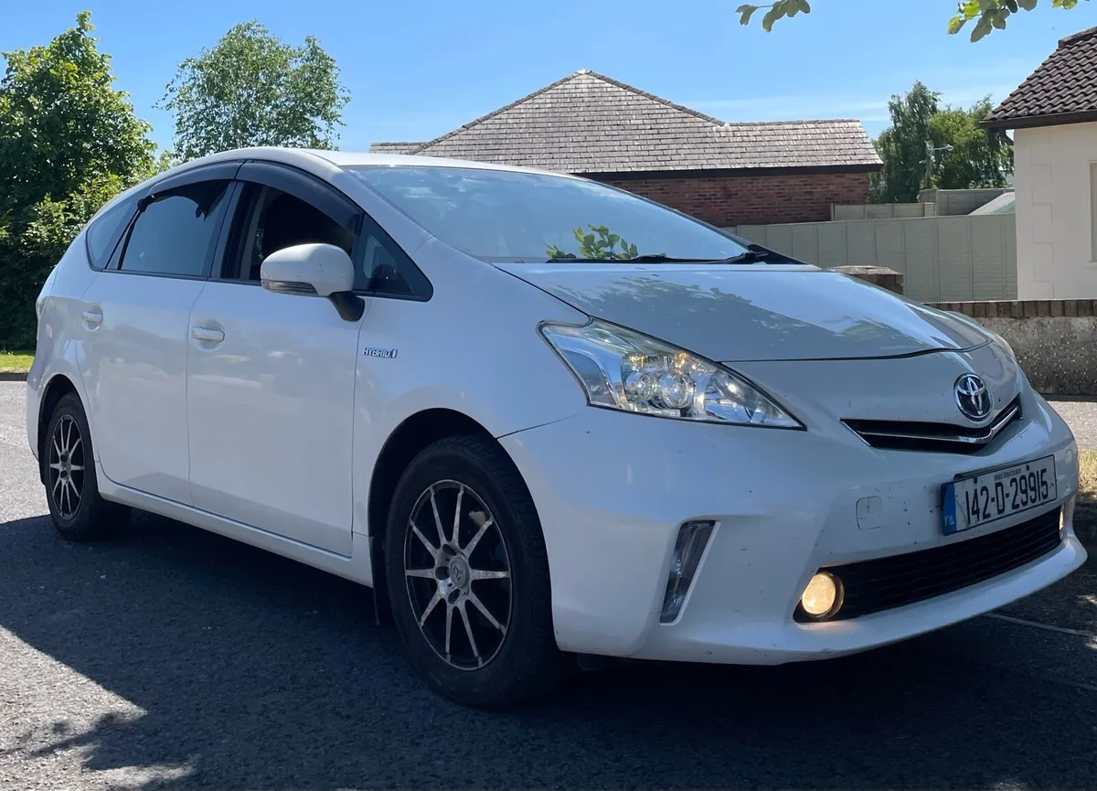 TOYOTA PRIUS ( AUTOMATIC & 7 SEATER) - Image 1