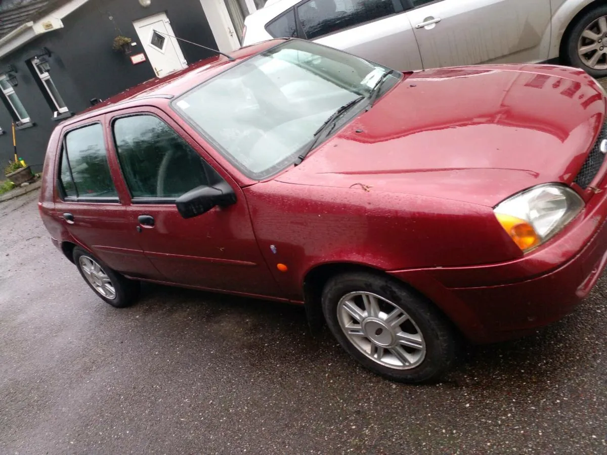 Ford fiesta - Image 2