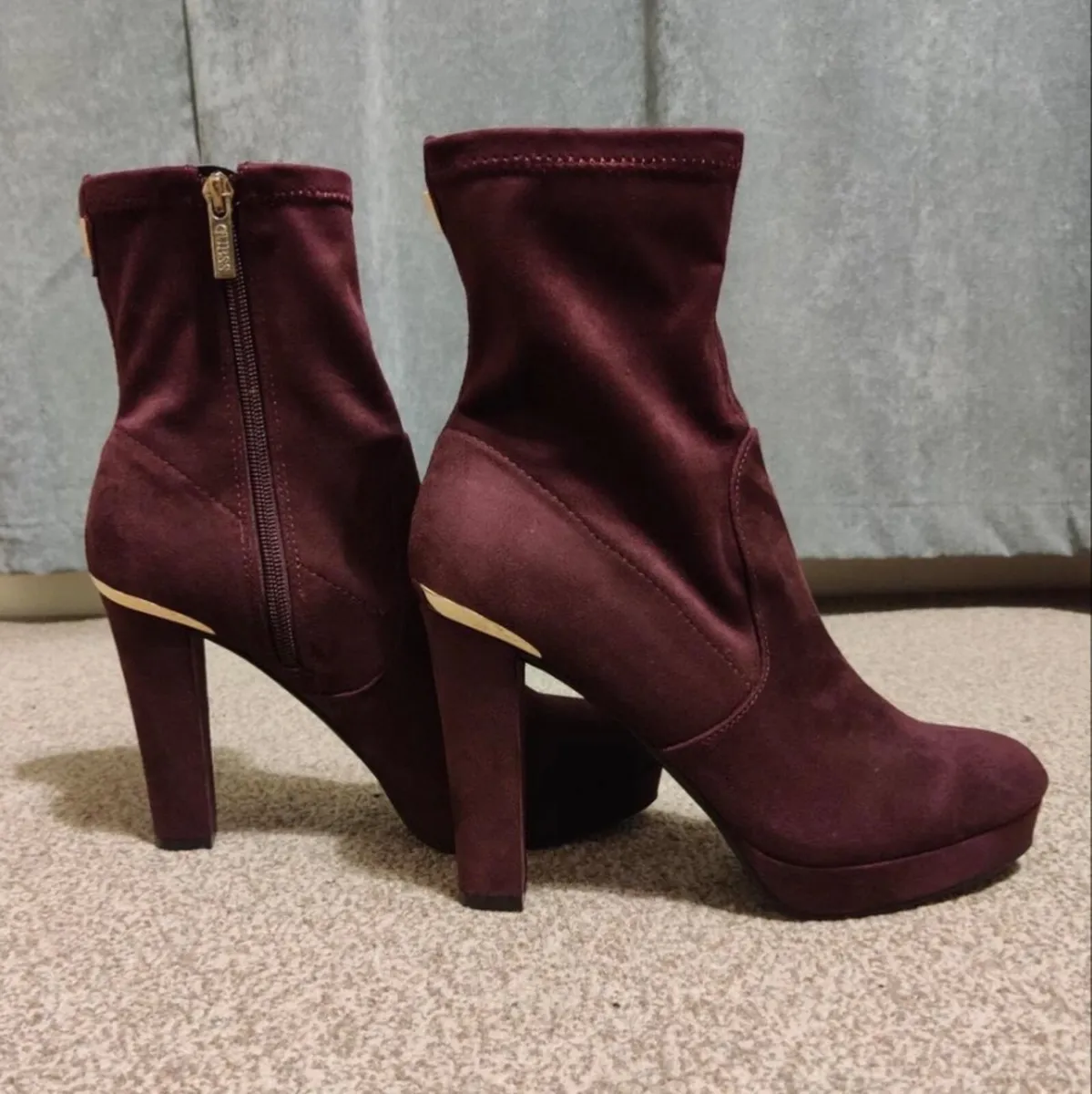 Guess purple boots - Image 1