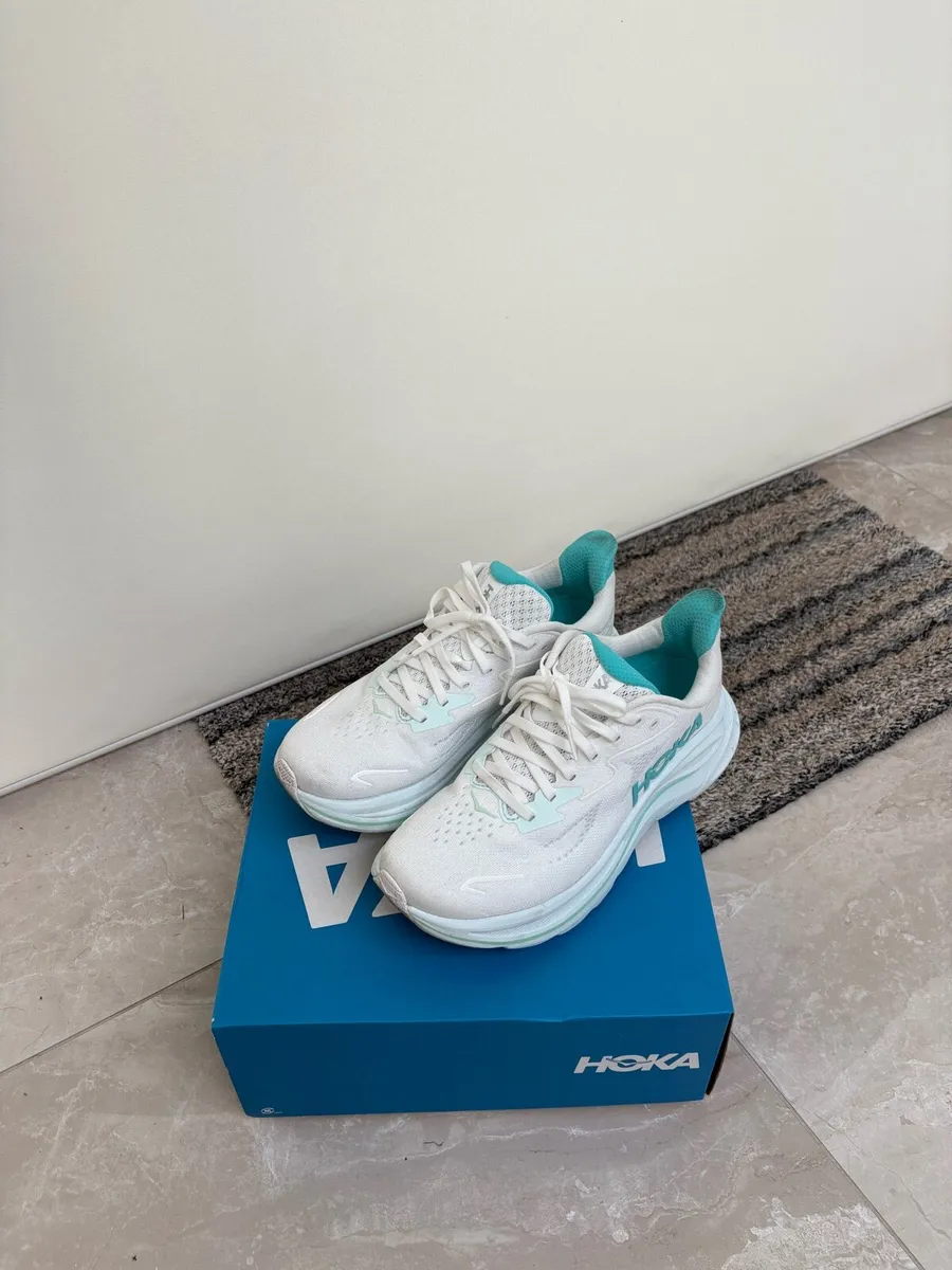 Runners - Image 2