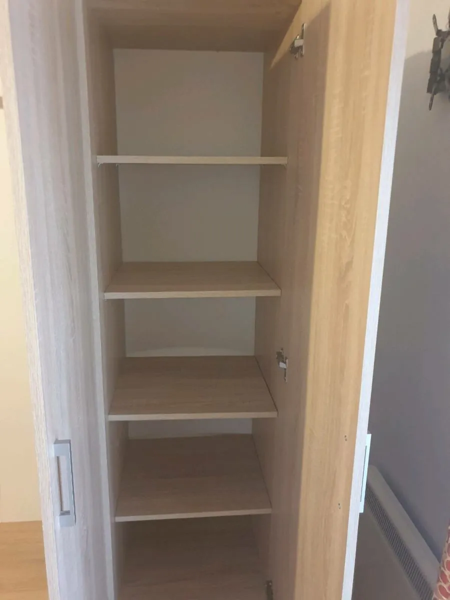 Wardrobe - Image 3