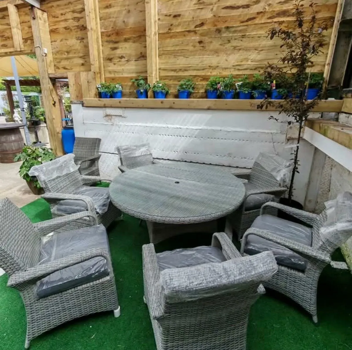 NEW OUTDOOR FURNITURE SETS - Image 1