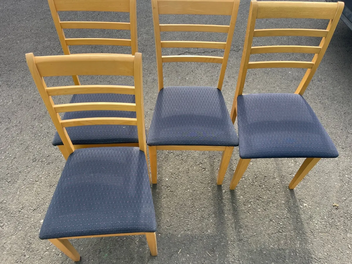 4 dining chairs - Image 4