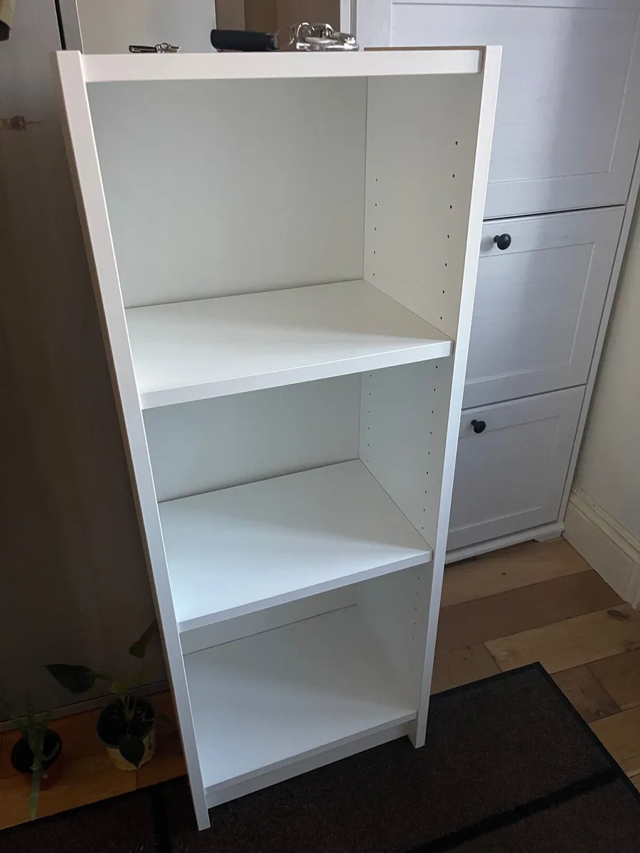 White shelves - Image 1