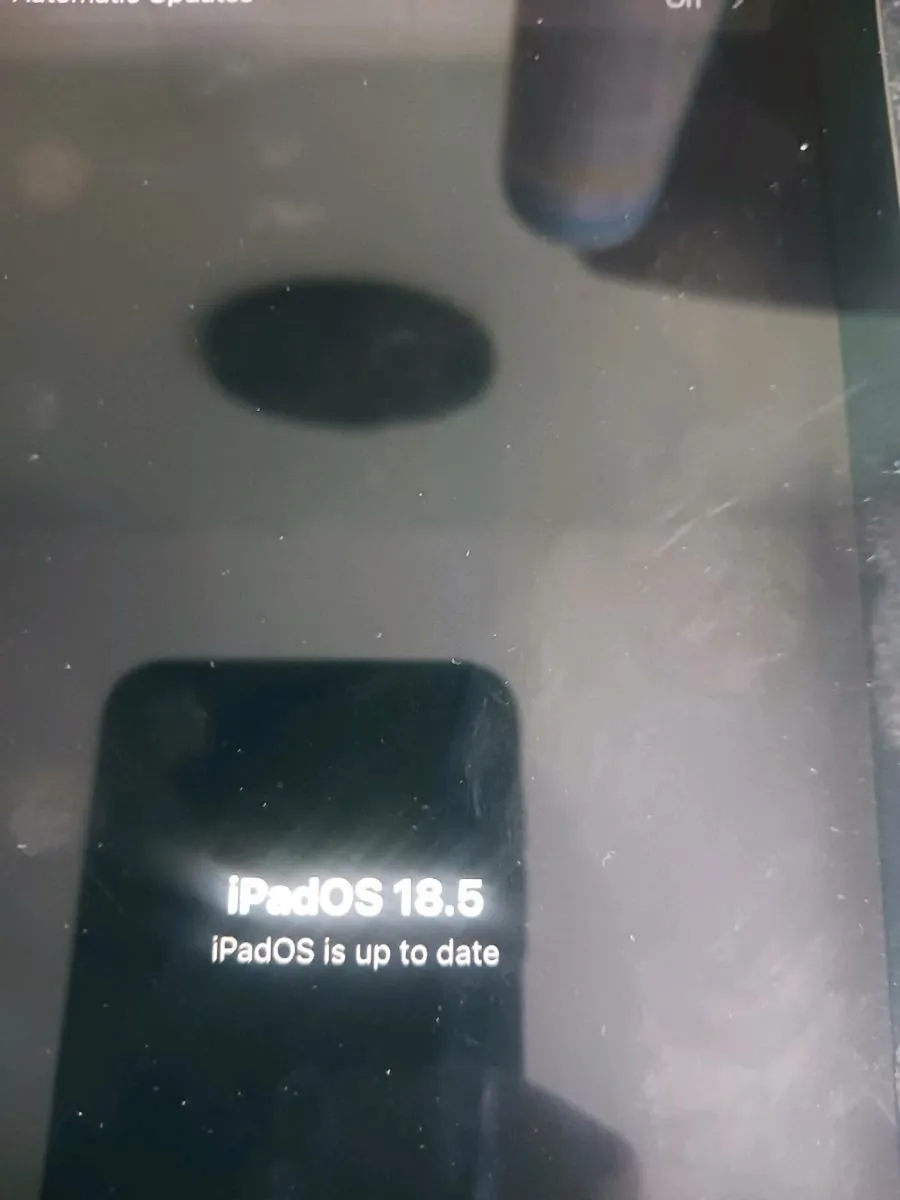 I pad pro 256gb 11 inch - Image 4