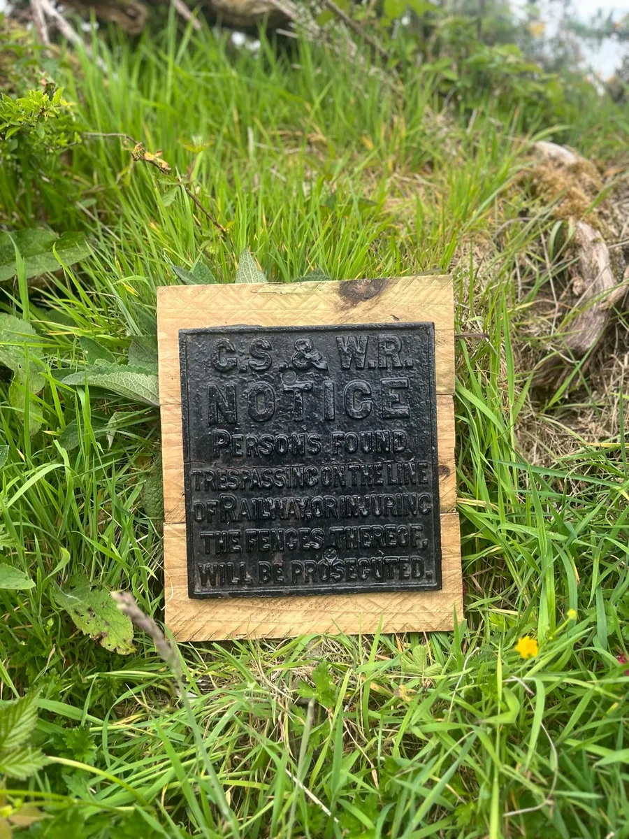 Genuine G.S & W.R Railway Cast Iron Sign - Image 3