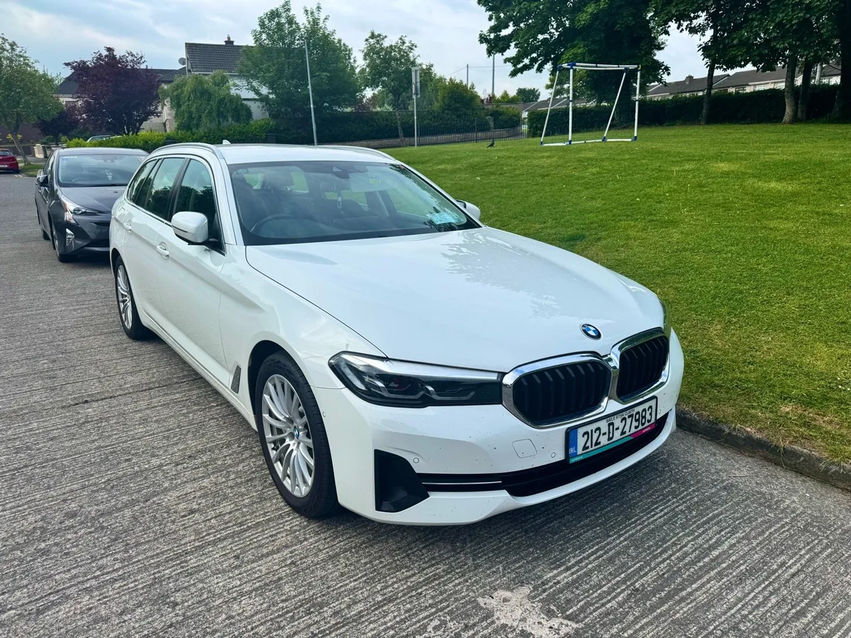 BMW 530e 2021-2 spotless car - Image 2