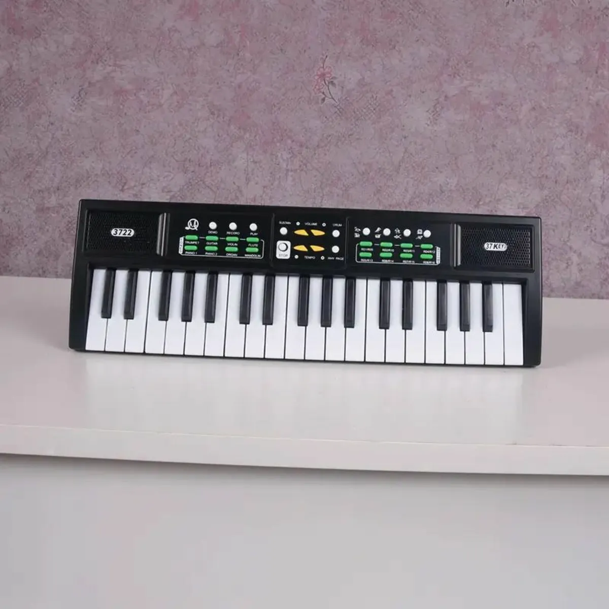 7-Key Piano Keyboard - Image 1