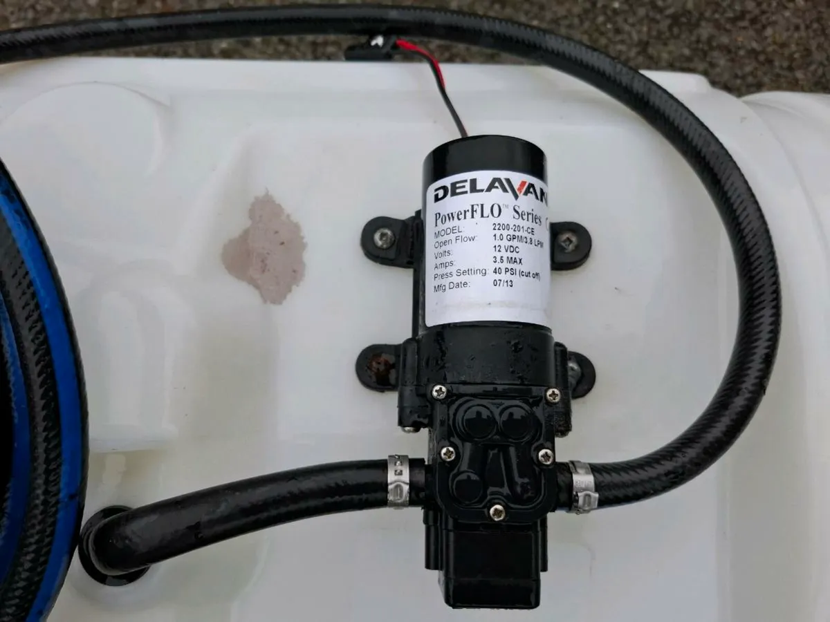 Quad sprayer. - Image 3