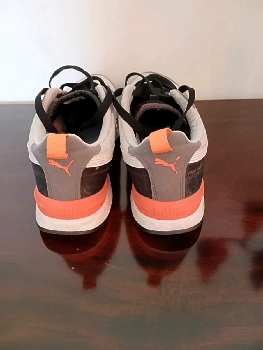 Mens Puma Trainers - Image 2