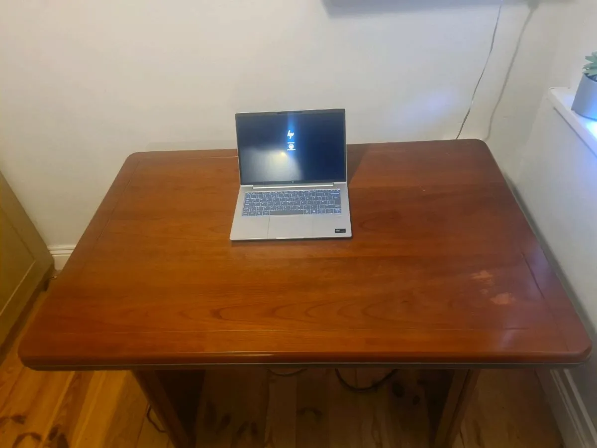Office Desk - Image 2