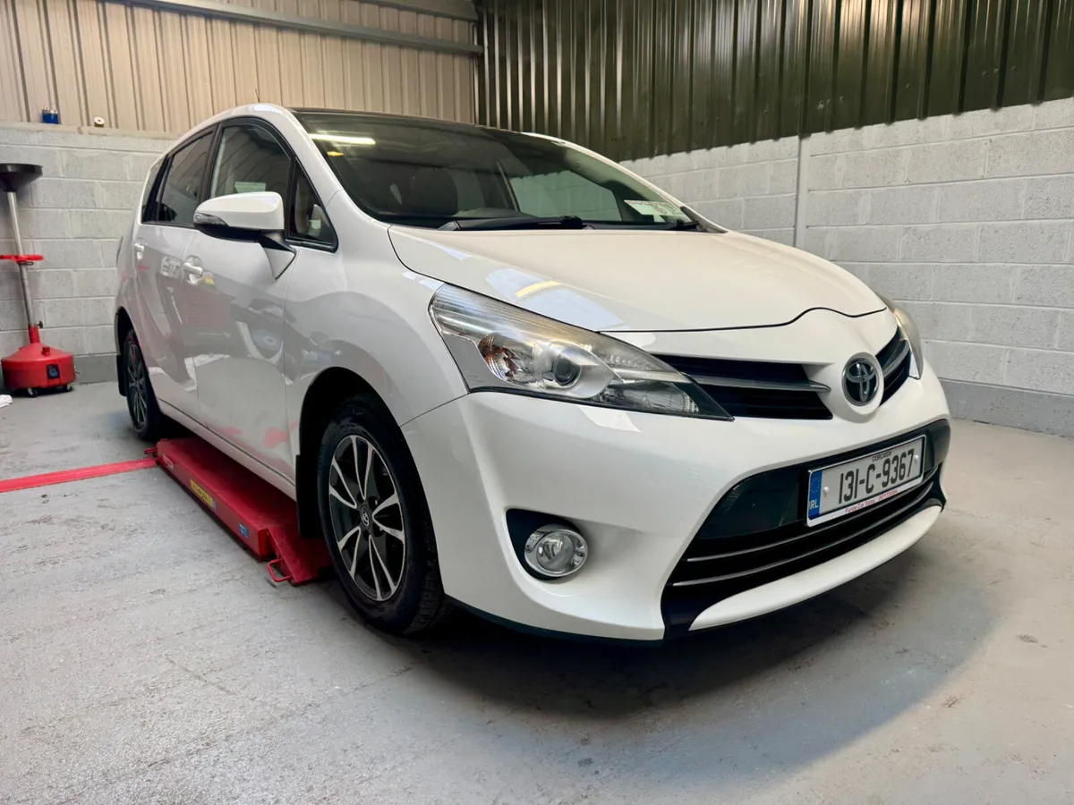 2013  TOYOTA VERSO     NEW NCT ! - Image 2