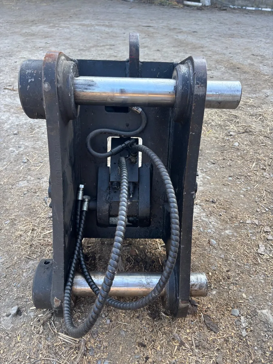 50mm Quick Hitch – Like New - Image 3