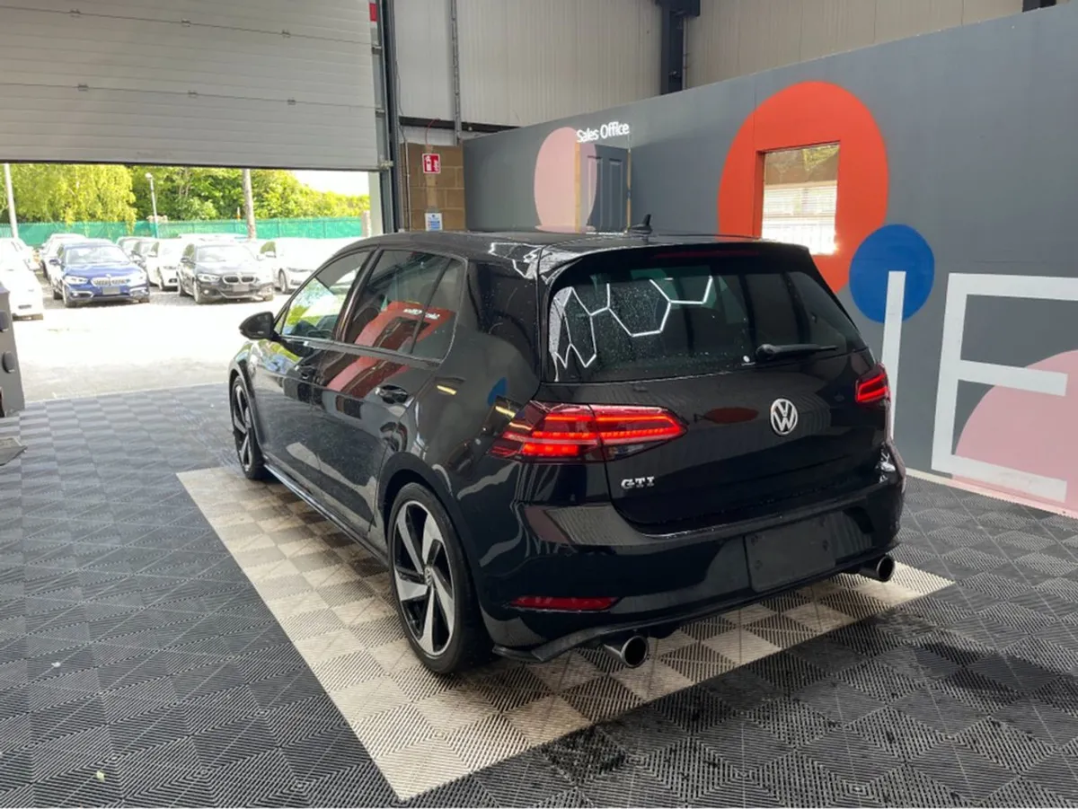 Volkswagen Golf Golf GTI 2.0 TSI / 69k KMs / Reve - Image 4