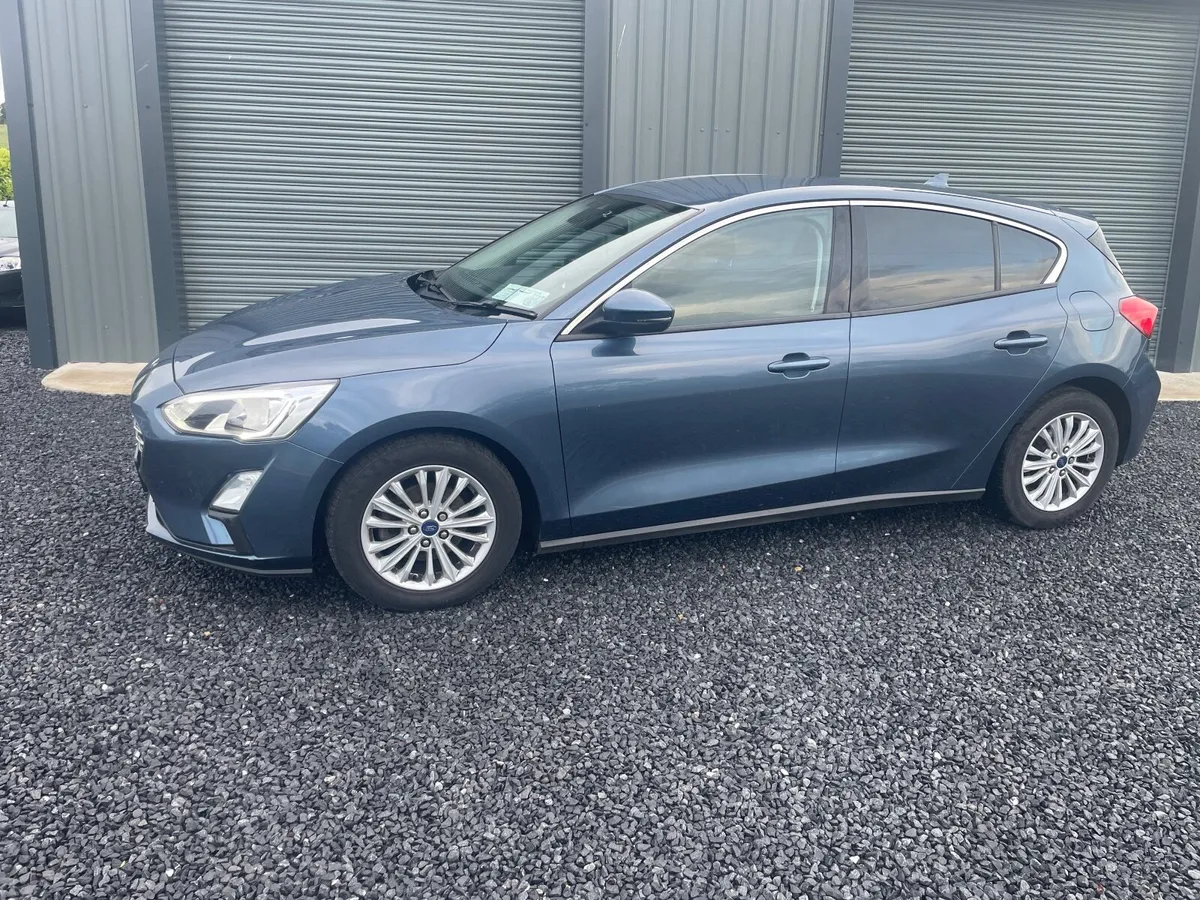 Ford Focus Titanium 1.0 - Image 1