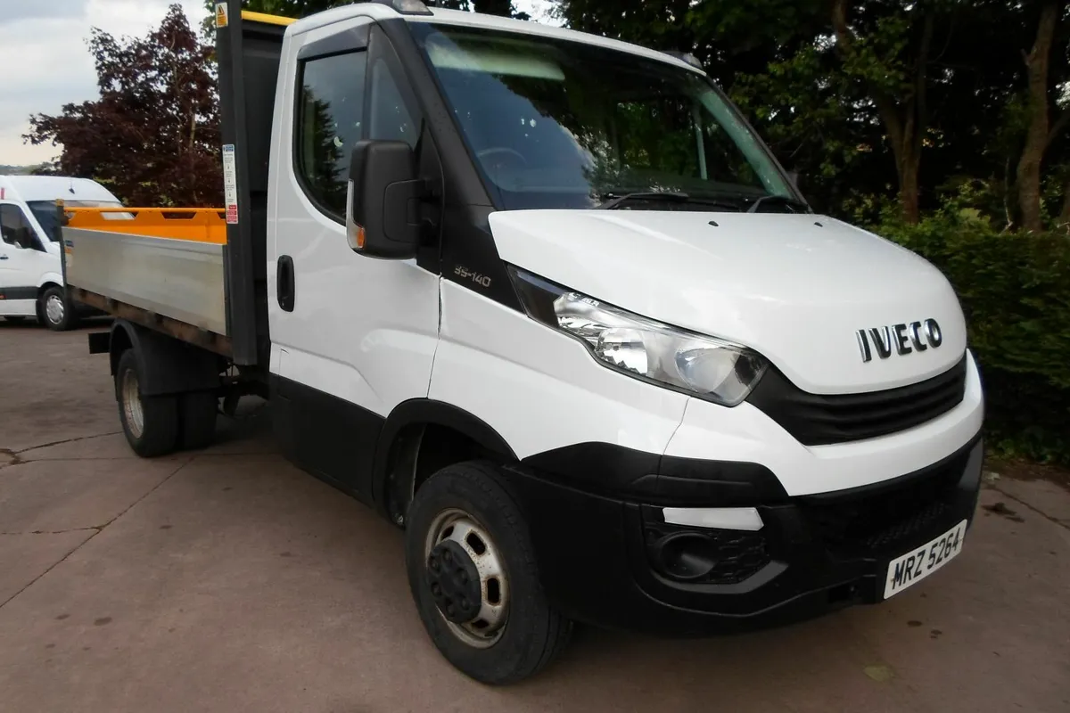Iveco tipper - Image 3