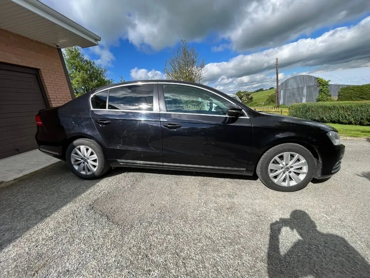 2014 Volkswagen Passat - Image 3