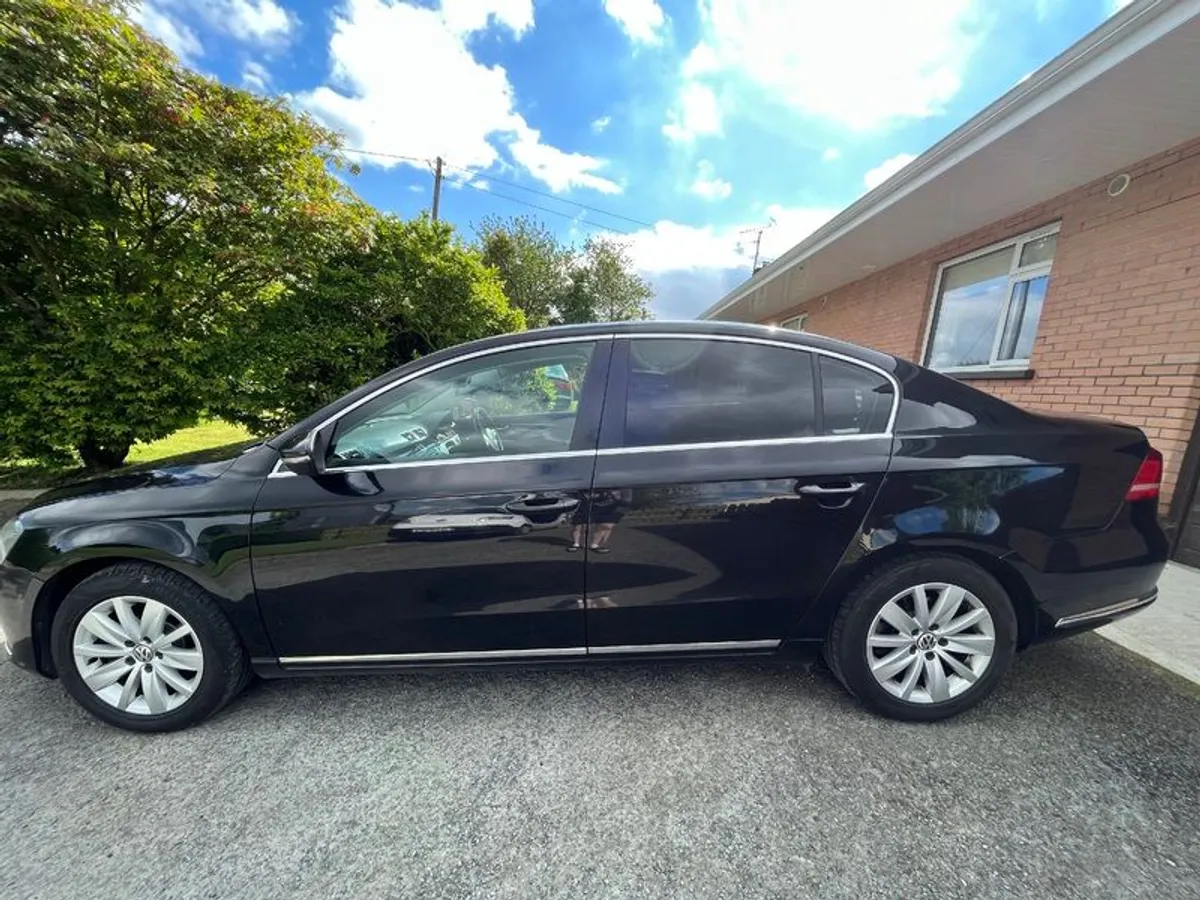 2014 Volkswagen Passat - Image 4