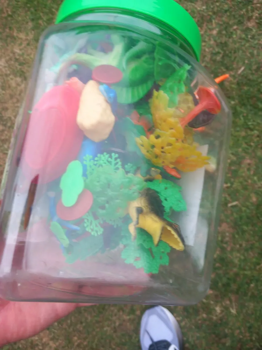 Dinosaurs - Image 3