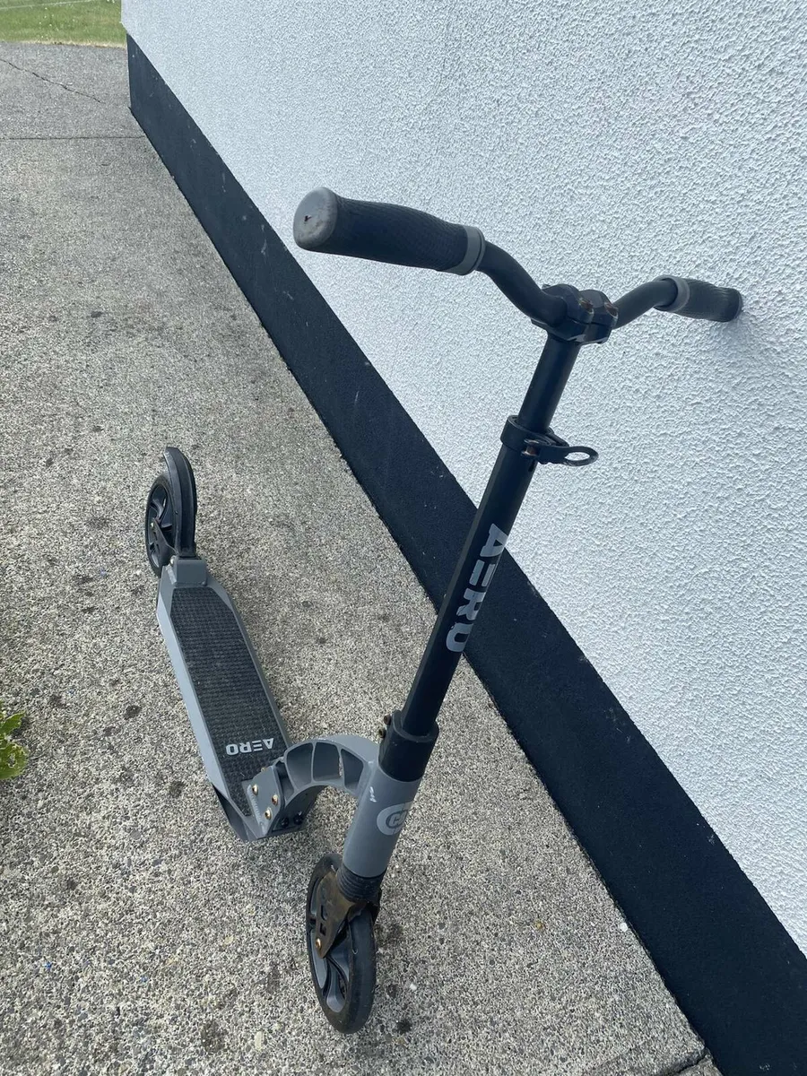 Scooter - Image 1
